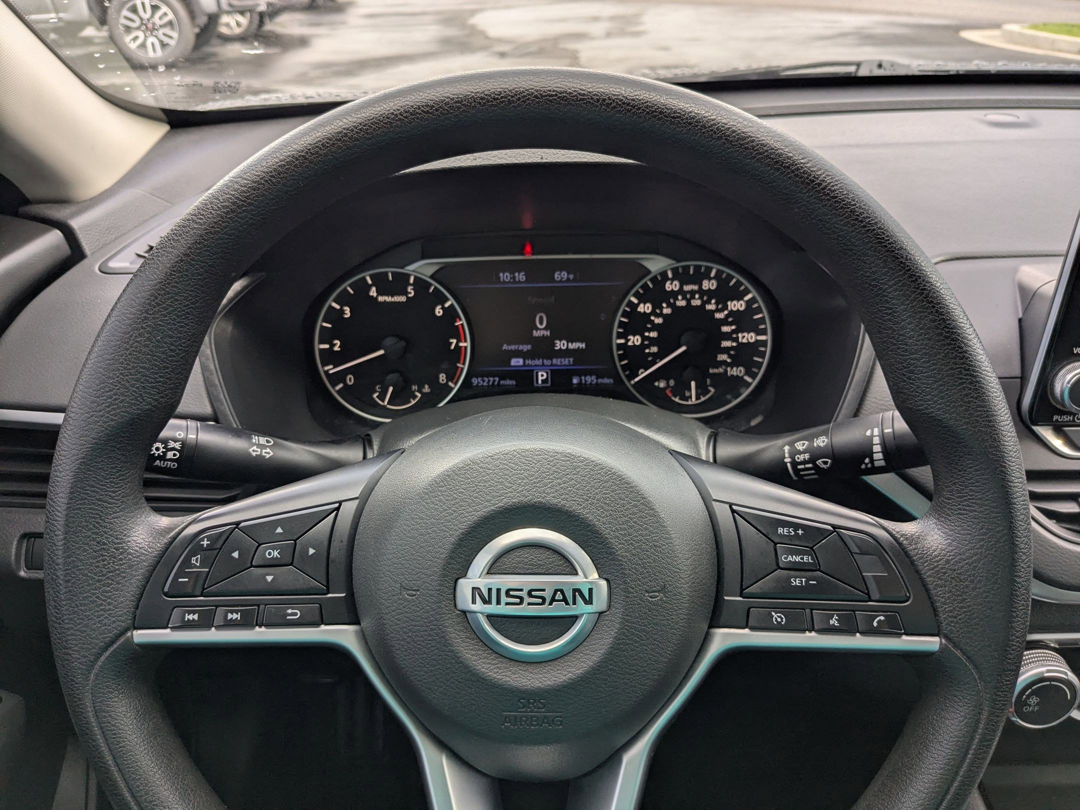 2021 Nissan Altima 2.5 SV photo 13