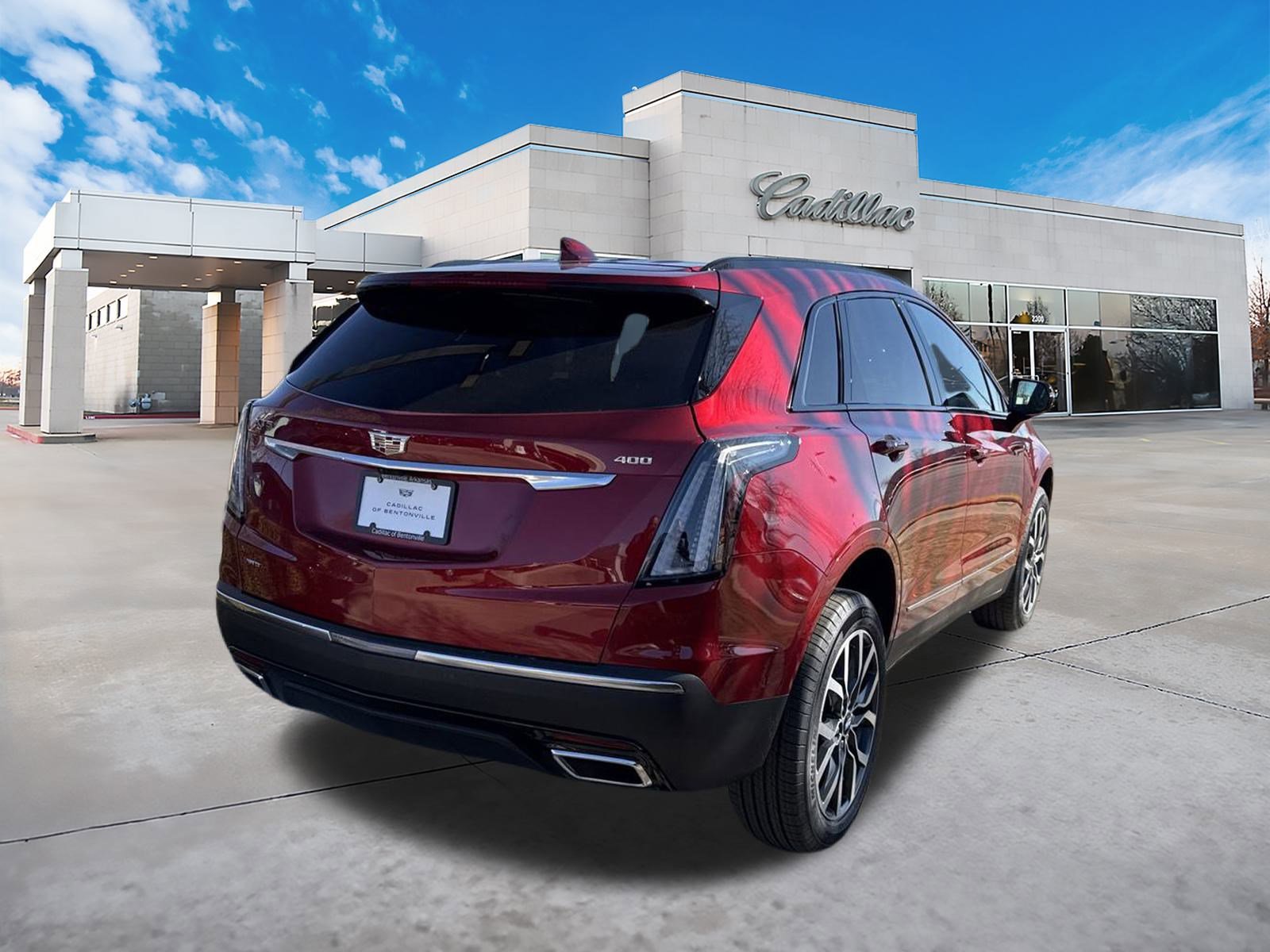 2025 Cadillac XT5 Sport photo 3