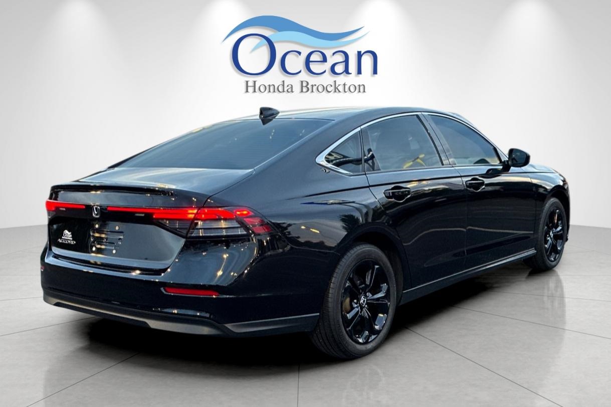 2023 Honda Accord EX photo 3