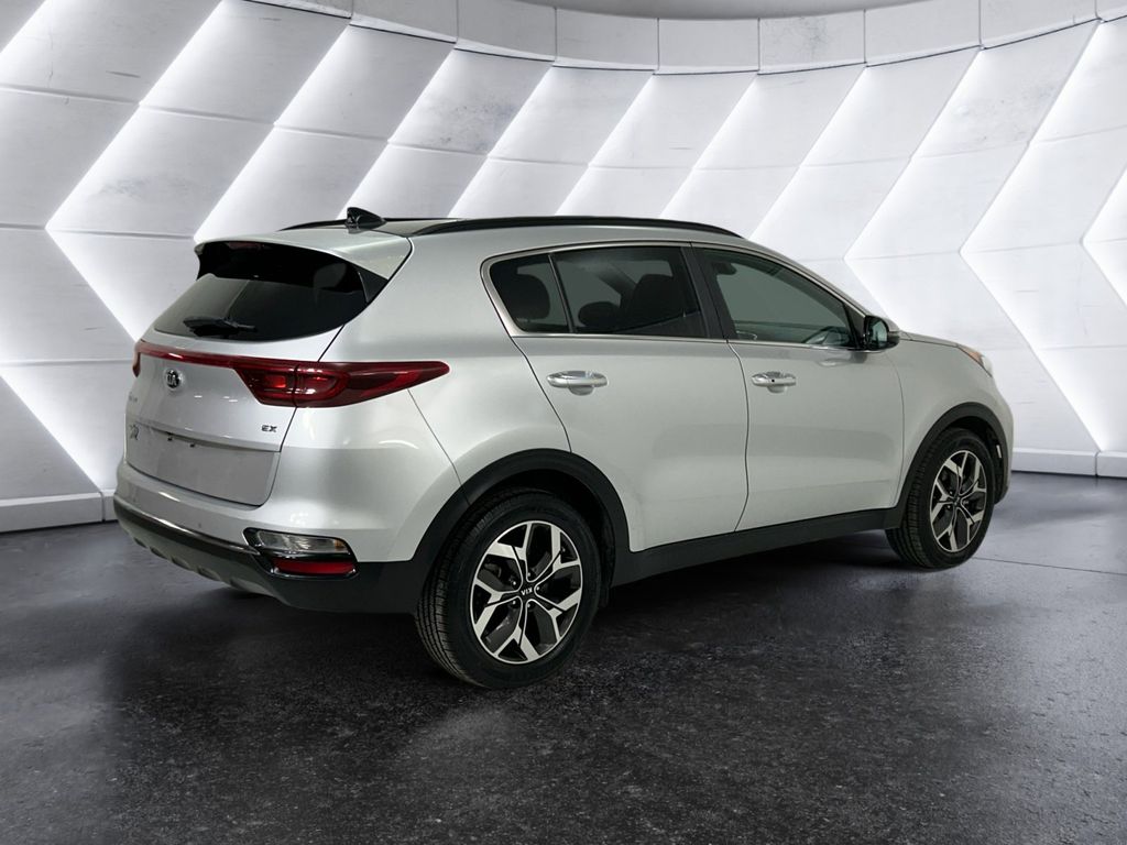 2021 Kia Sportage EX photo 4