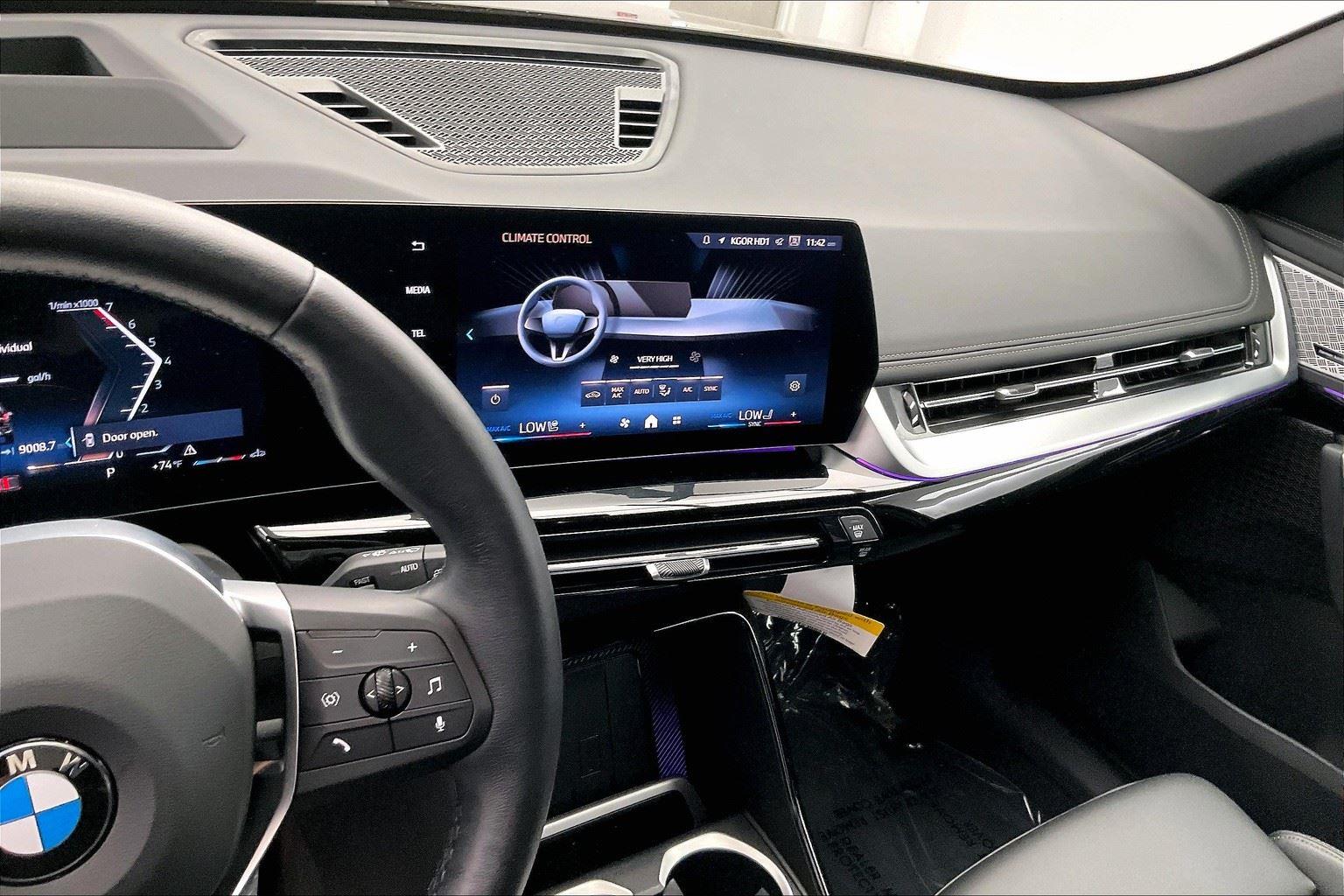 2025 Bmw X1 XDrive28i photo 4