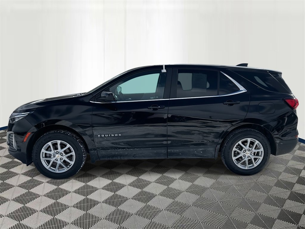 Used 2022 Chevrolet Equinox LT with VIN 3GNAXTEV8NL133628 for sale in Eastpointe, MI