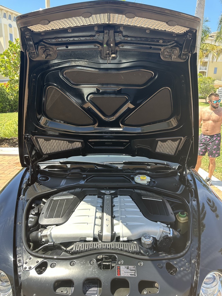 2011 Bentley Continental GTC Mulliner photo 10