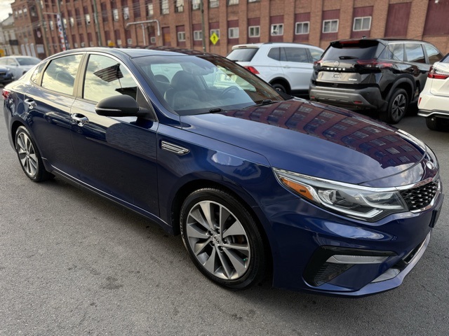 2019 Kia Optima LX S photo 3
