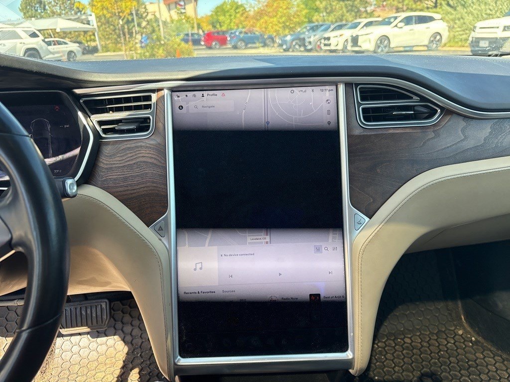 2017 Tesla Model S 75D photo 11