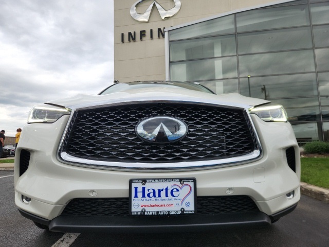 2022 Infiniti QX50 Essential photo 9