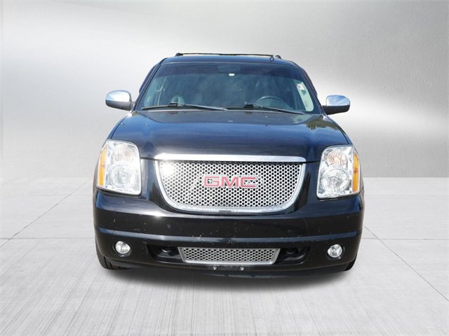 Used 2010 GMC Yukon Denali with VIN 1GKUKEEF8AR183395 for sale in Cambridge, Minnesota