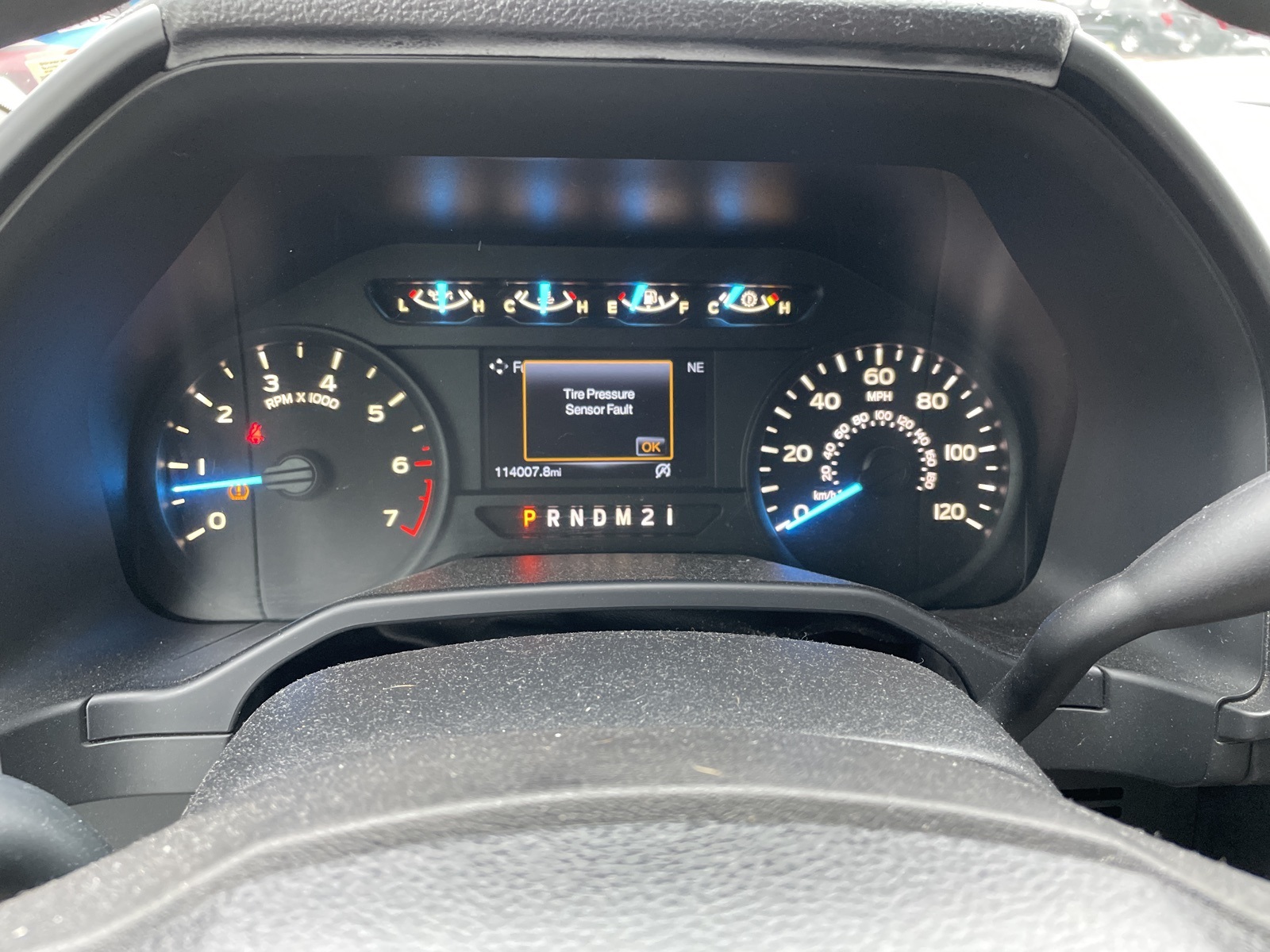 2015 Ford F-150 XLT photo 14