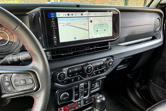 2024 Jeep Wrangler Rubicon X photo 9