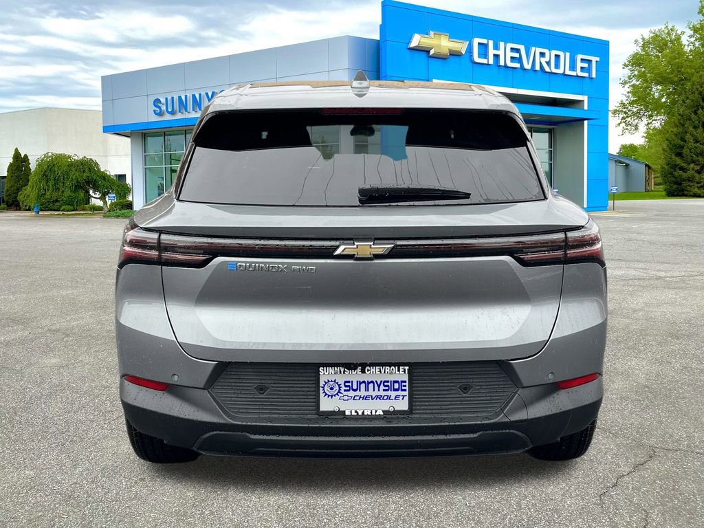 2026 Chevrolet Equinox EV 1LT photo 2