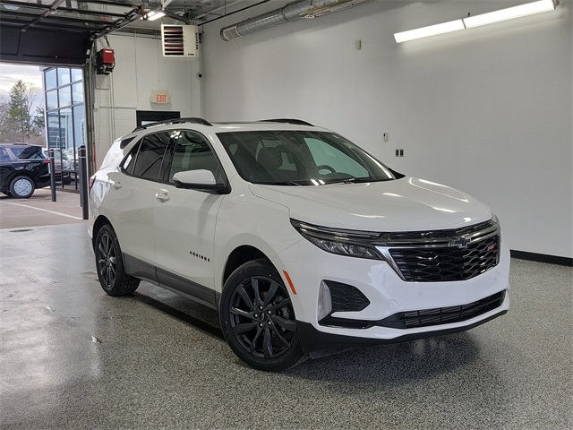 2023 Chevrolet Equinox RS's photo
