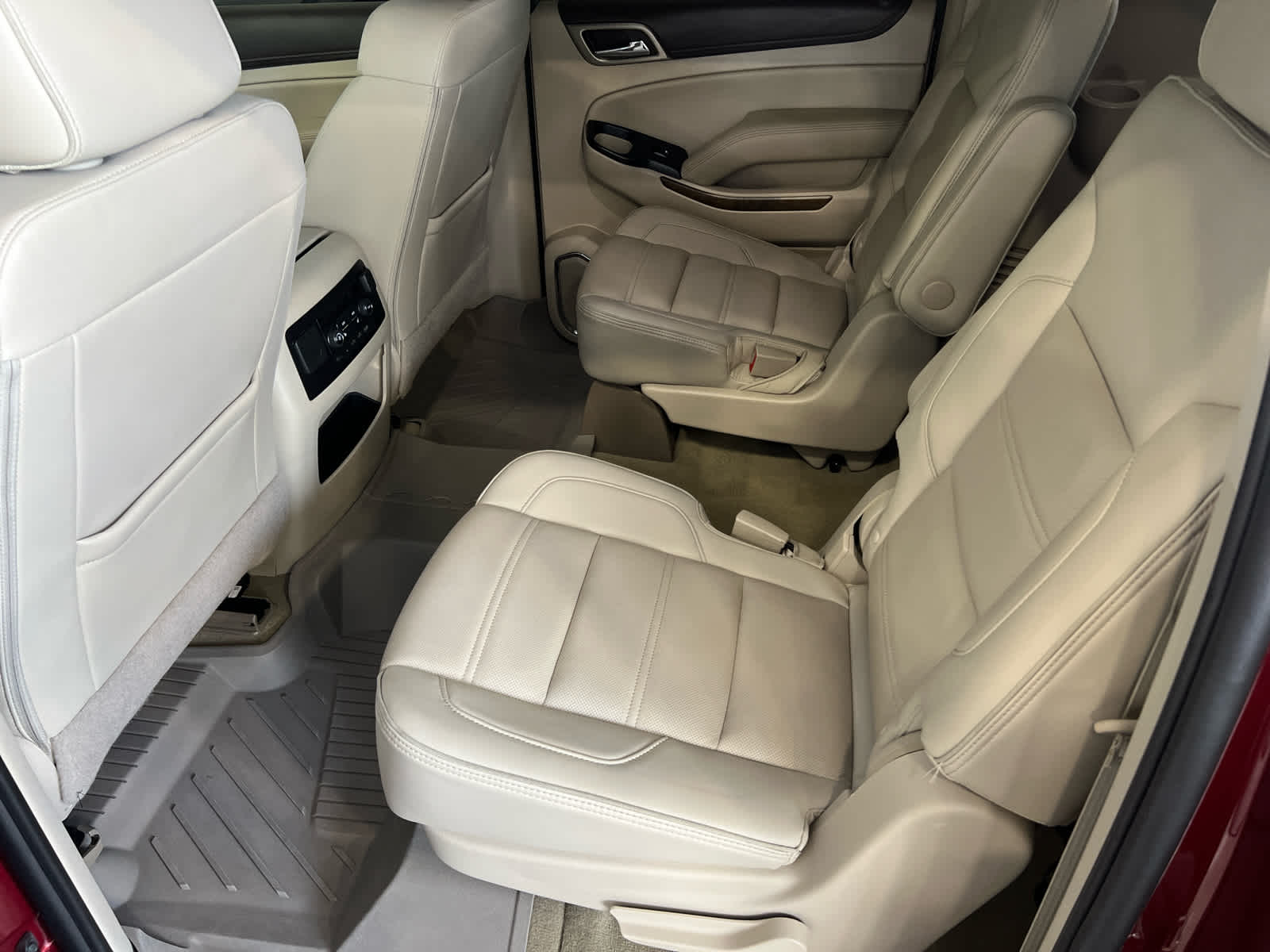 2018 Gmc Yukon XL Denali photo 12