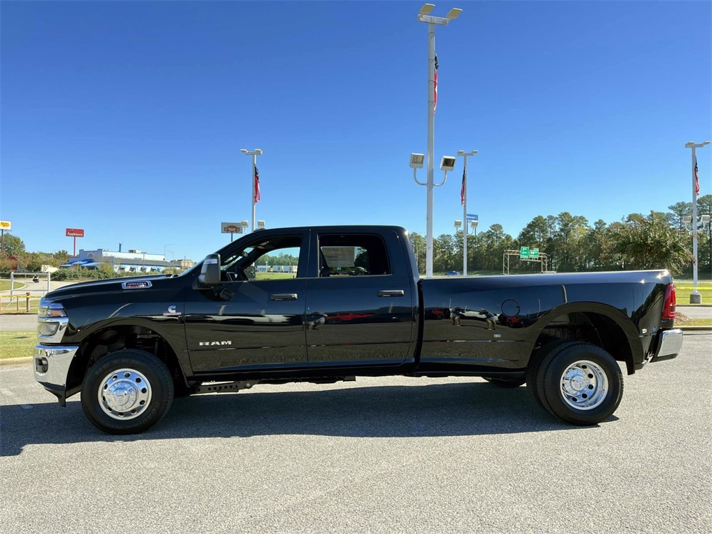 2026 Ram 3500 Big Horn photo 4