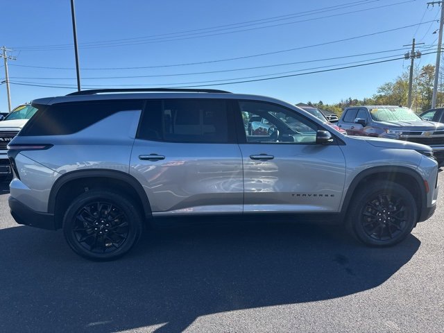 2024 Chevrolet Traverse photo 8