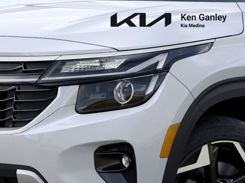 2026 Kia Seltos S photo 8