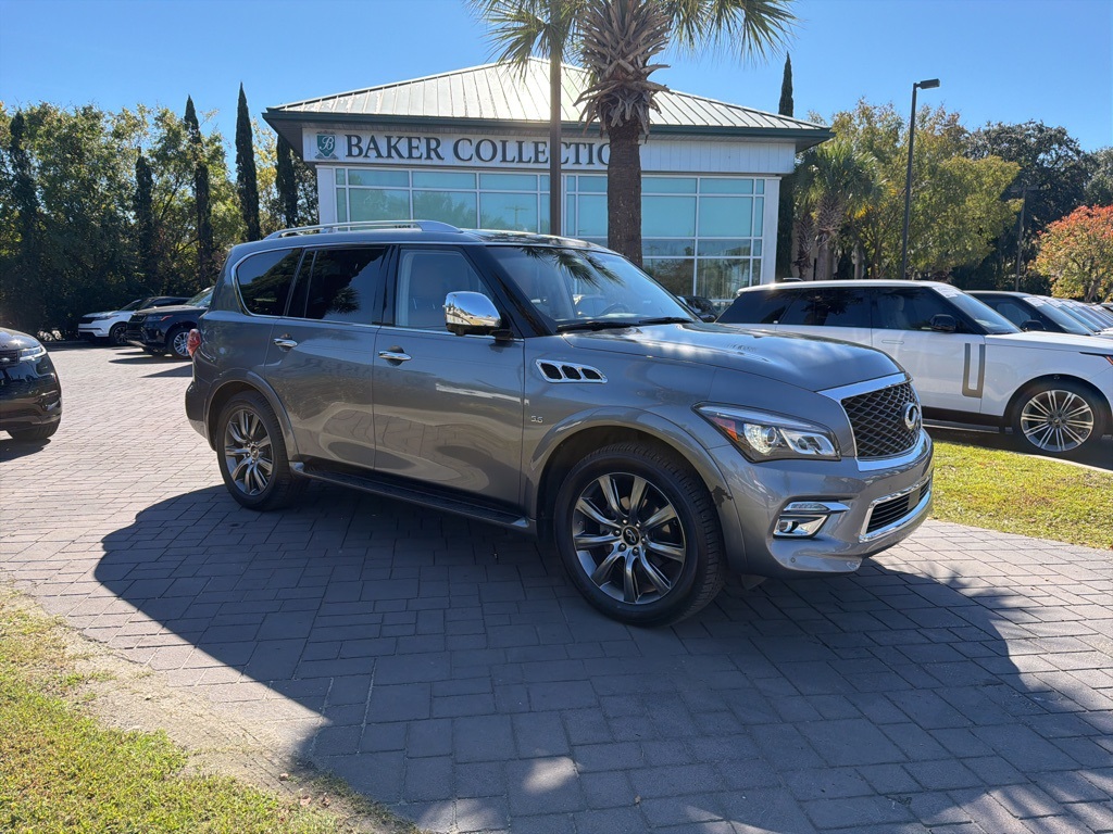 2017 Infiniti QX80 photo 2