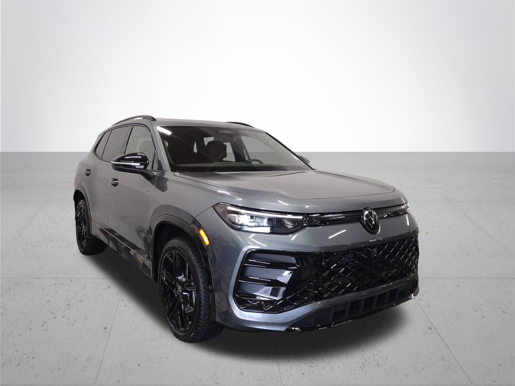 2025 Volkswagen Tiguan SE R-Line Black photo 2