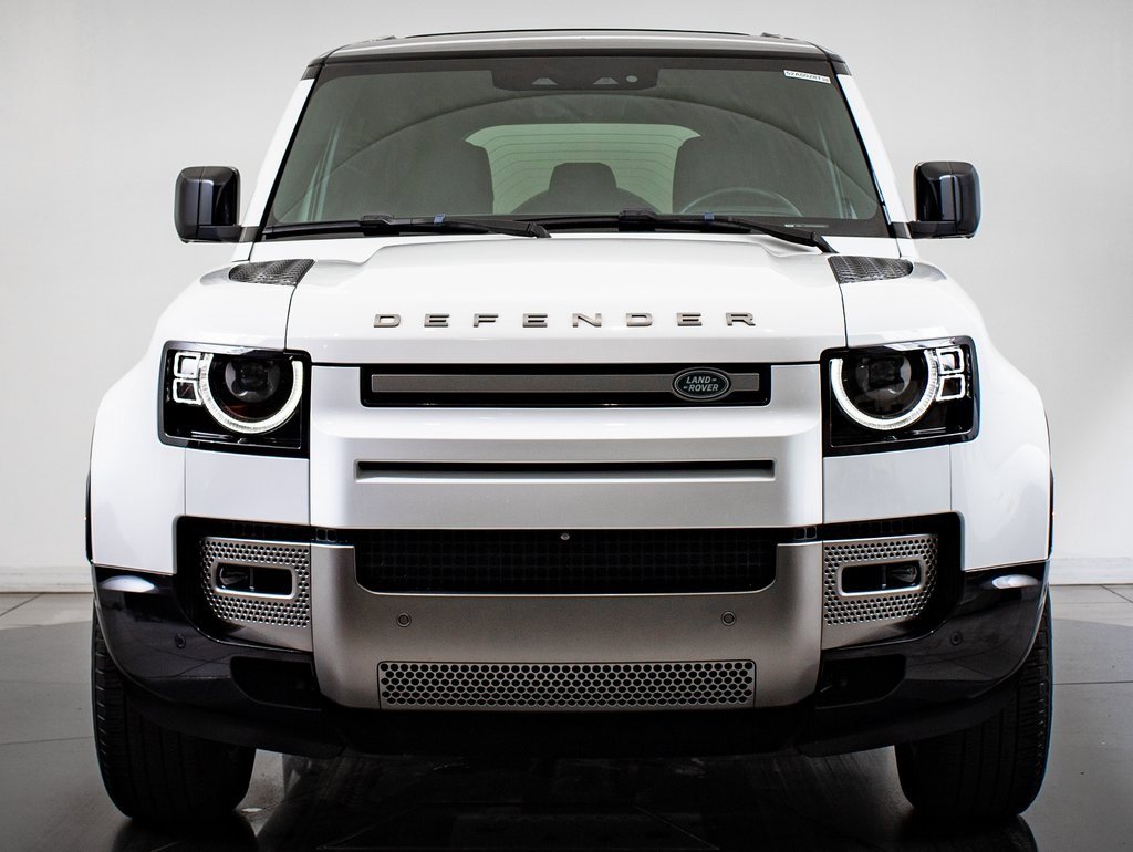 2021 Land Rover Defender 110 X-Dynamic HSE photo 2