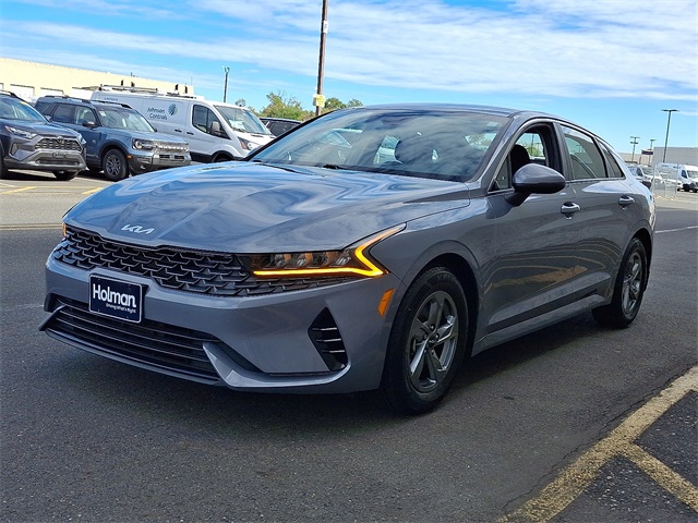 2022 Kia K5 LXS photo 4