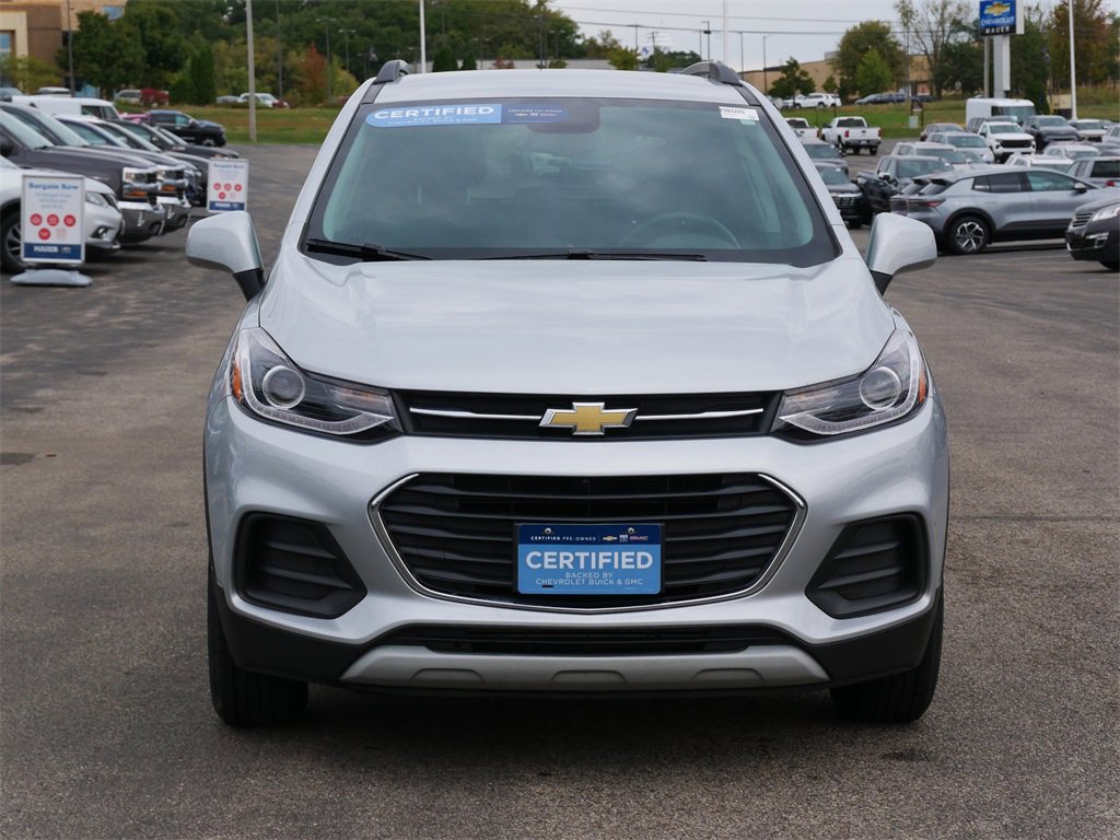 2022 Chevrolet Trax LT photo 2