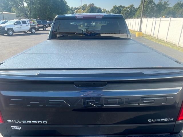 2021 Chevrolet Silverado 1500 Custom photo 10