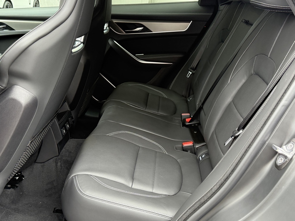 2026 Jaguar F-PACE P250 R-Dynamic S photo 19