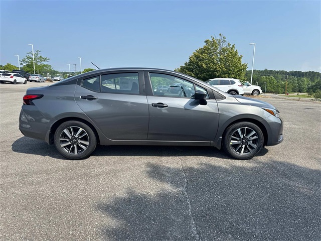 2025 Nissan Versa S photo 3