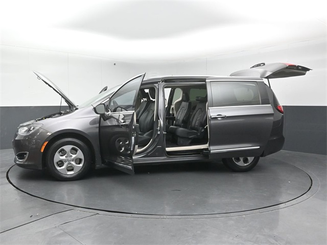 2017 CHRYSLER PACIFICA - Image 53