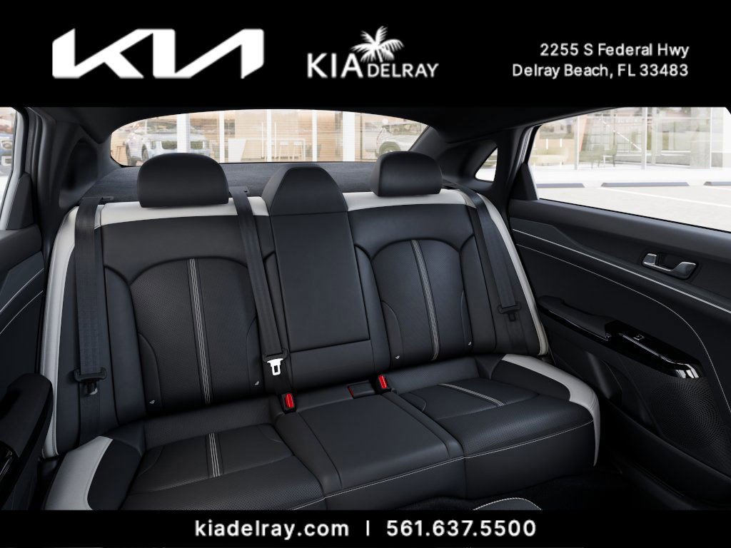2026 Kia K5 GT-Line photo 11