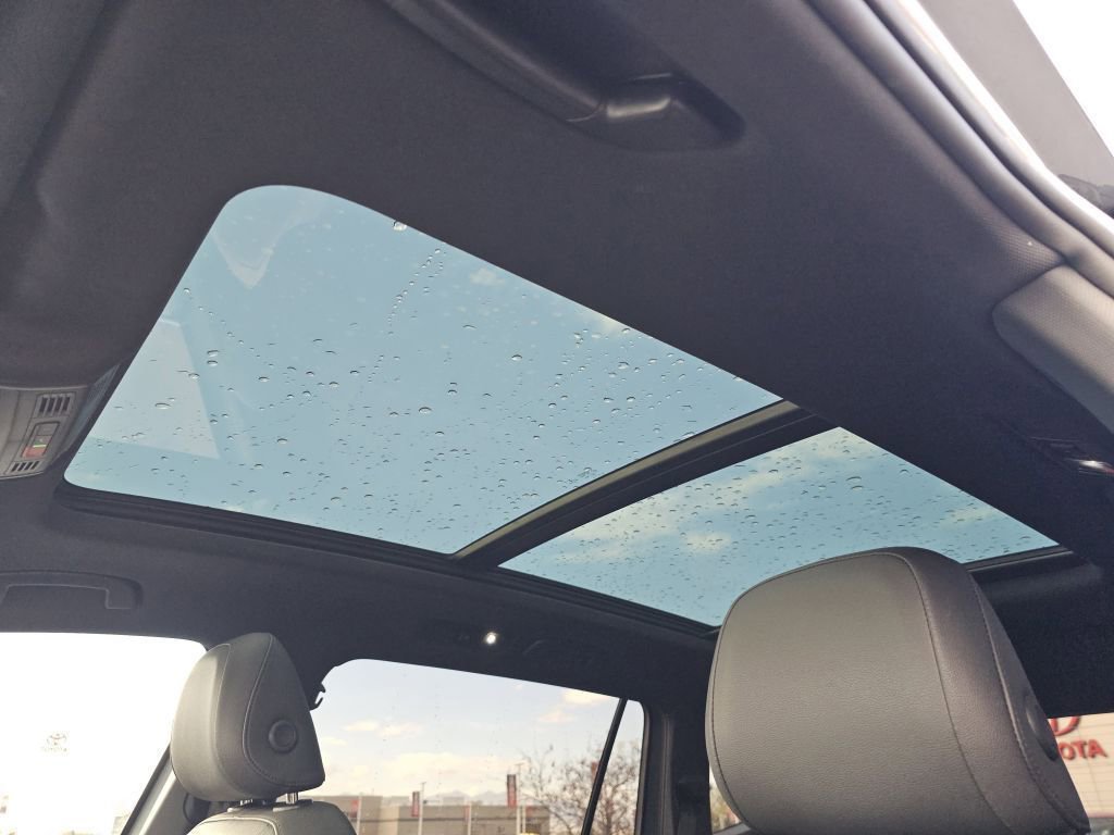 2020 Volkswagen Tiguan SEL Premium R-Line photo 4