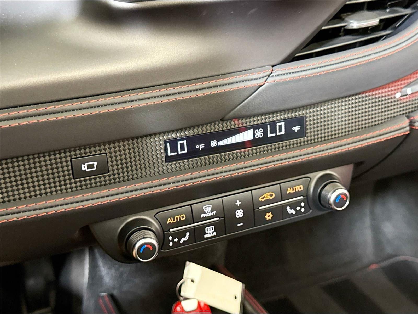 2022 Ferrari F8 Spider Base photo 17