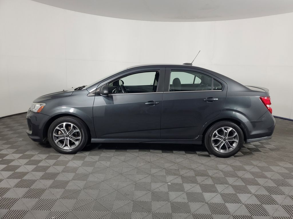 2018 Chevrolet Sonic LT photo 7