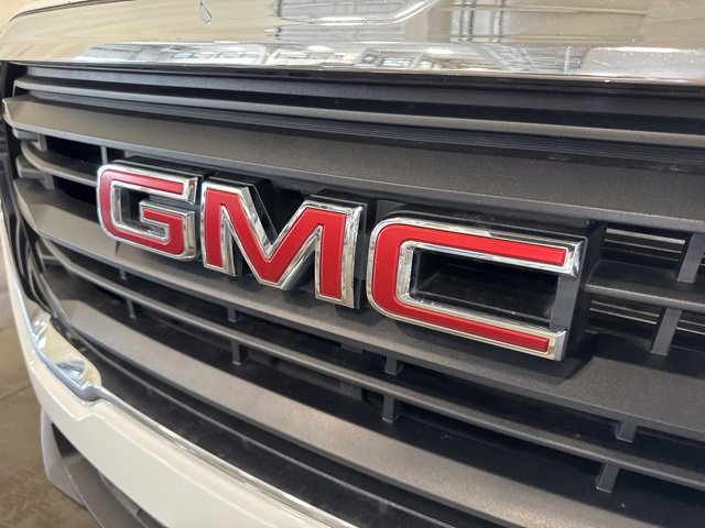 2023 Gmc Terrain SLE photo 29