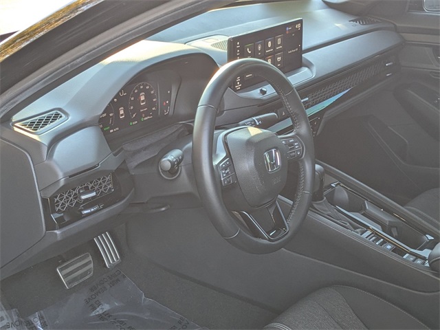 2025 Honda Accord Hybrid Sport photo 2