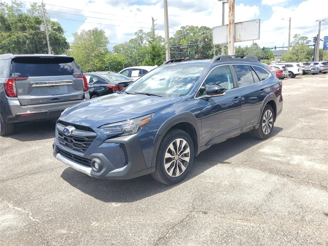2023 Subaru Outback Limited photo 4