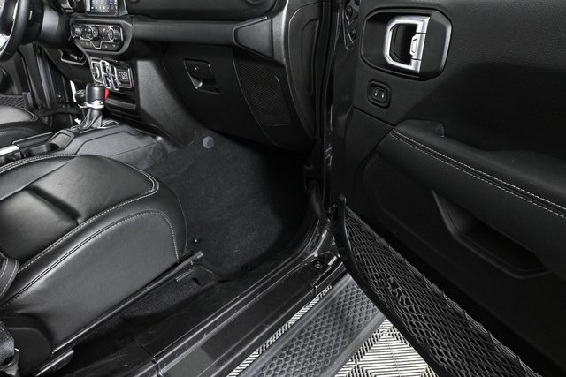 2022 Jeep Wrangler Unlimited Sahara photo 21