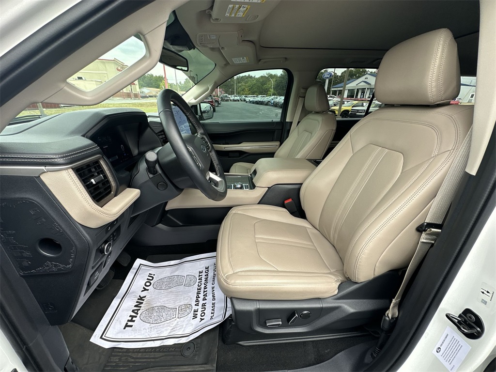 2024 Ford Expedition MAX Limited photo 11