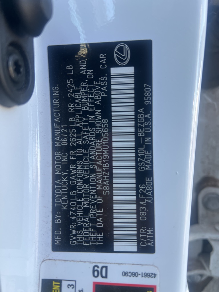 2021 Lexus ES F SPORT's photo