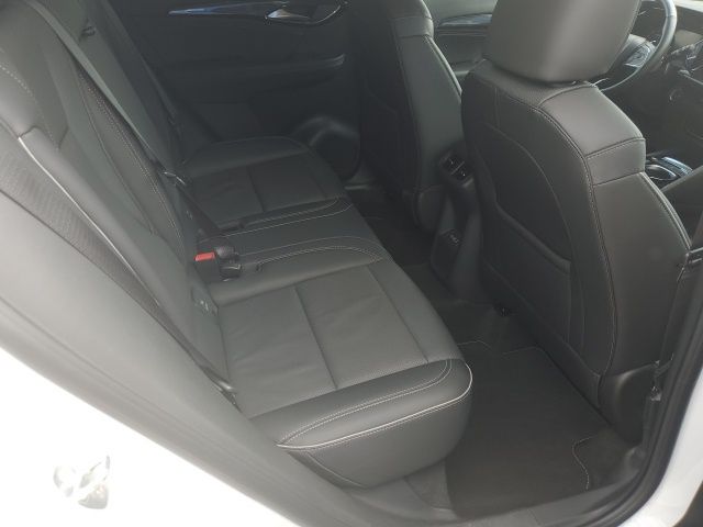 2023 Buick Envision Essence photo 12