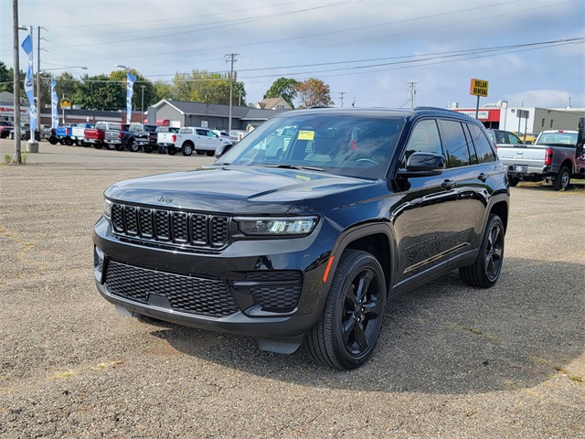 2022 Jeep Grand Cherokee Altitude photo 9