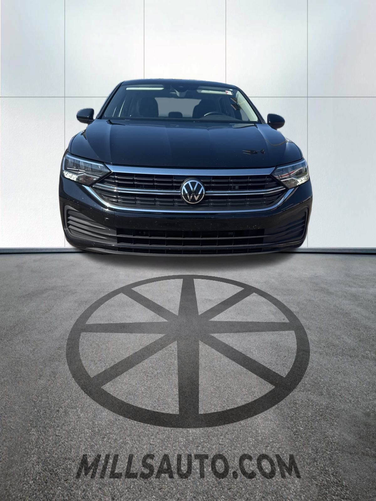 Used 2024 Volkswagen Jetta SE with VIN 3VW7M7BU5RM040481 for sale in Baxter, Minnesota