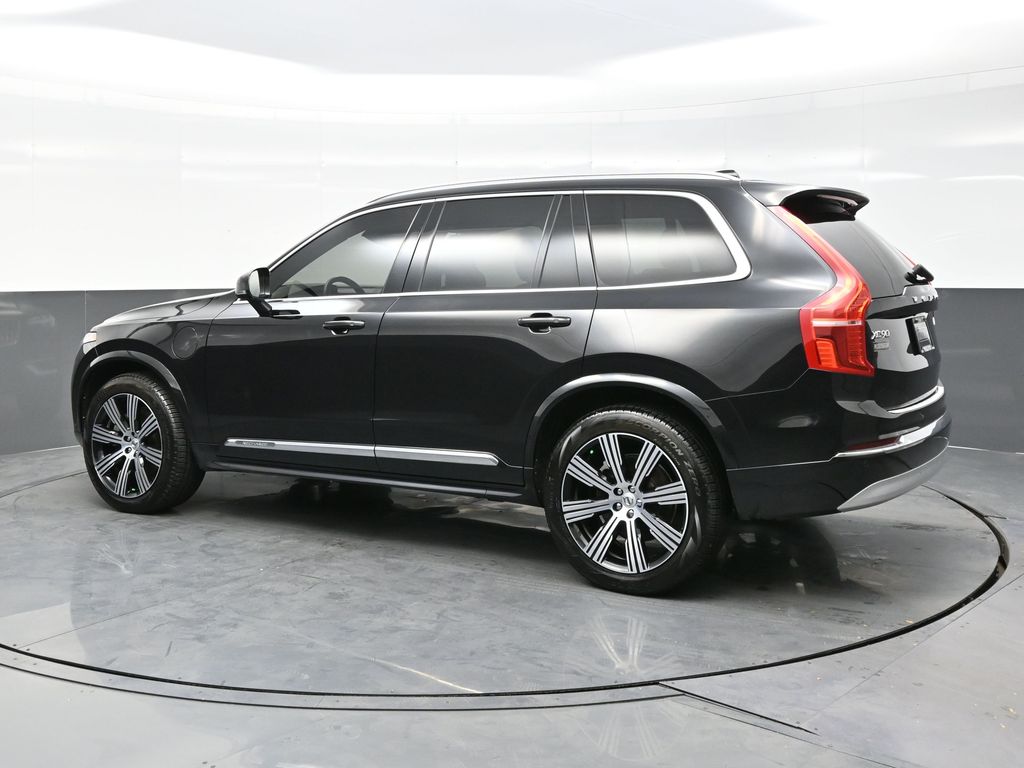 2022 Volvo XC90 T8 Inscription Expression photo 2