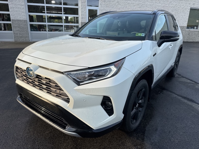 2021 Toyota RAV4 Hybrid XSE photo 6