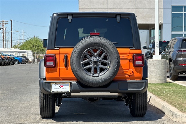 2025 Jeep Wrangler Sport S photo 4