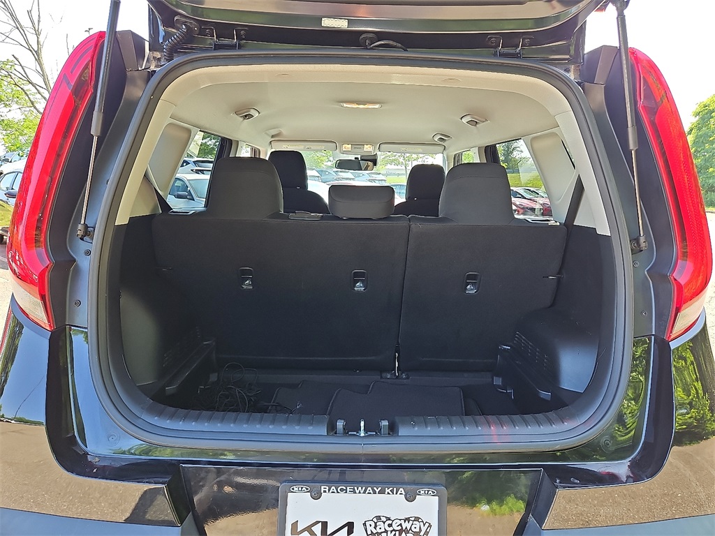 2022 Kia Soul LX photo 27