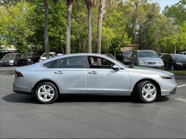 2025 Honda Accord 1.5T LX photo 4