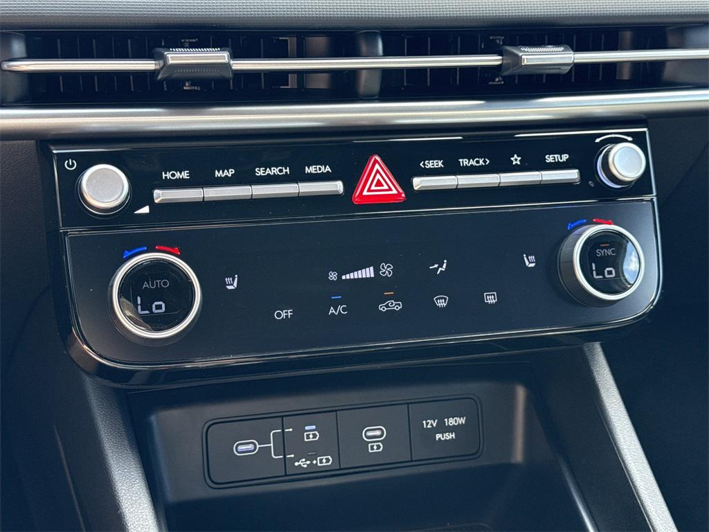 2026 Hyundai Santa Cruz SEL photo 19