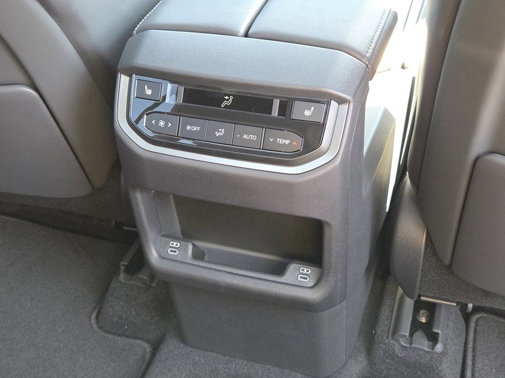 2026 Lexus TX 350 Luxury photo 28