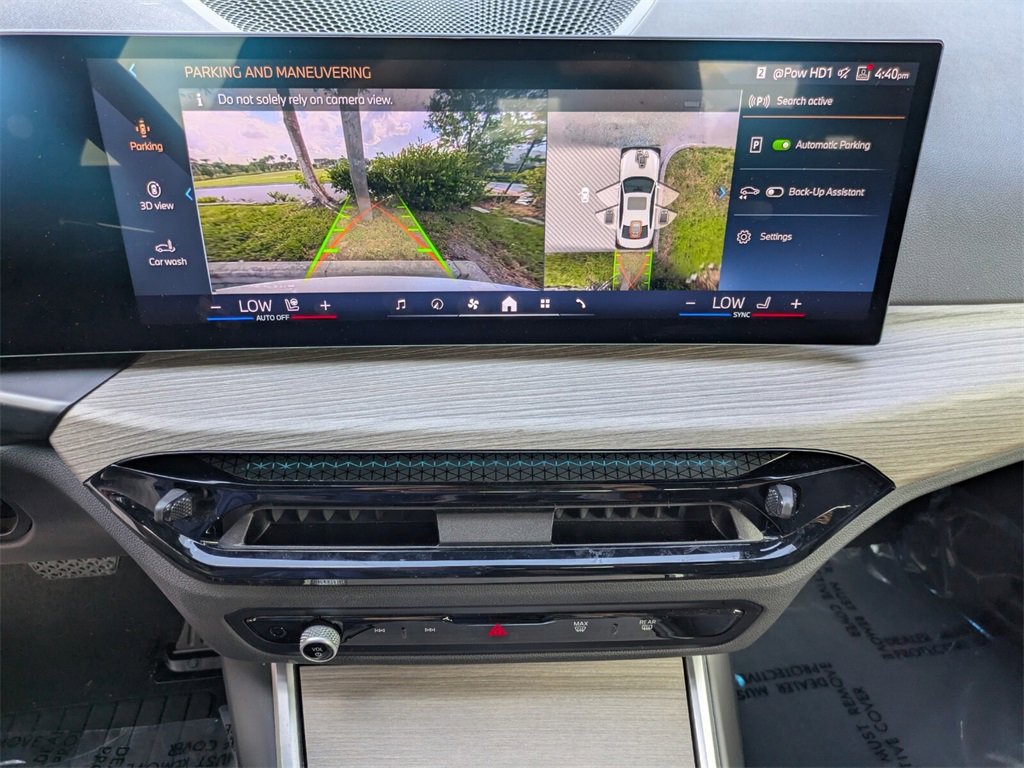 2025 Bmw 330i photo 23