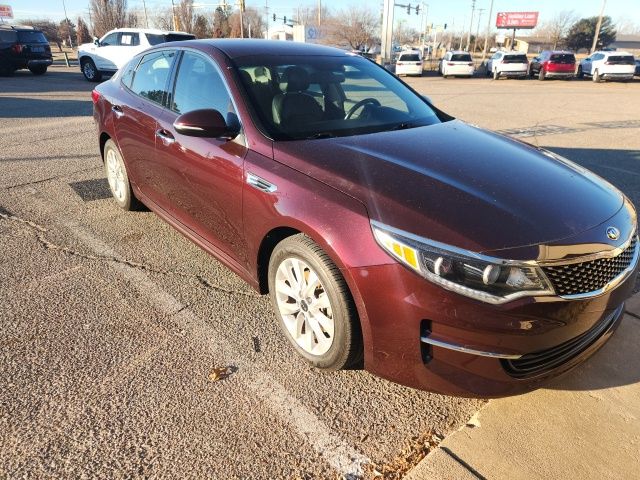 2017 Kia Optima EX's photo